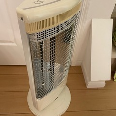 トヨトミ 速暖遠赤外線電気ヒーターEWH-CS100②の画像