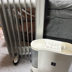 ヒーターと加湿器の画像