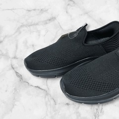 新品未使用品 軽量 メッシュスリッポン ブラック 25.5cm メンズの画像