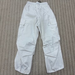 🌈rabyraby カーゴパンツ ホワイト 140cmの画像