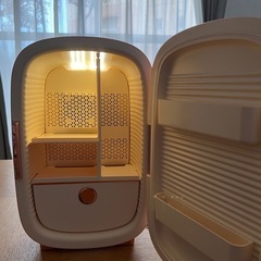 スキンケア冷蔵庫の画像