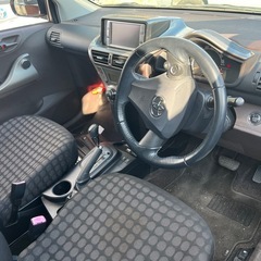 IQ     6万キロ　車検令和９年１月までの画像