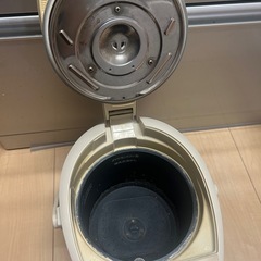 電気ポットの画像