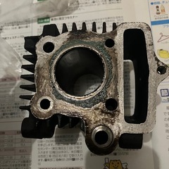 ゴリラ 純正シリンダー ピストンセットの画像