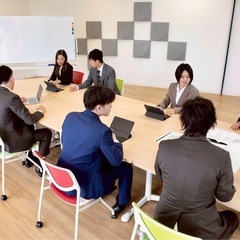 大手通信会社の店舗 スタッフ　未経験者大歓迎！業務拡大につき関西での10名以上積極採用！  株式会社K'sBUILDは 【競争せず、“共創”で強くする】 をテーマにし活動しております！の画像