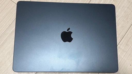 M2 MacBook Air 13インチ 8GB SSD512GB