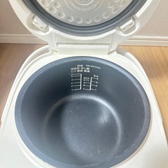 ELSONICエルソニック 炊飯器EM-RC5502 5.5合の画像
