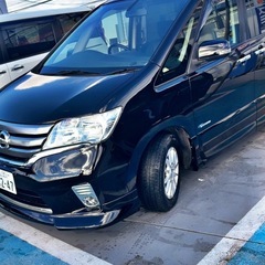 日産セレナ ハイブリッド ハイウェイスターの画像