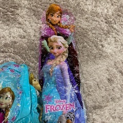 アナ雪　ビーチボールなど2個セット　プール　海の画像