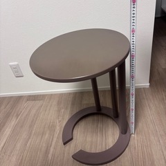 サイドテーブルの画像