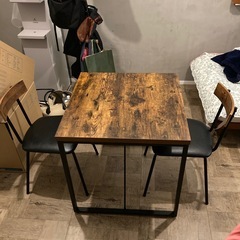 ニトリのダイニングテーブルセットの画像