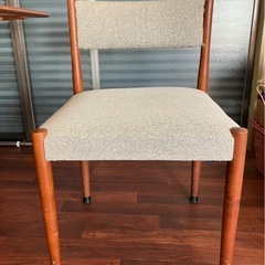 伸長式ダイニングテーブル＋椅子4脚セット｜来客時に広げられますの画像