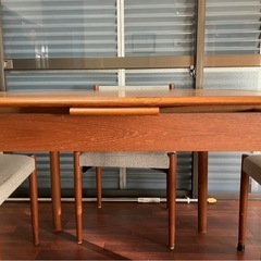 伸長式ダイニングテーブル＋椅子4脚セット｜来客時に広げられますの画像