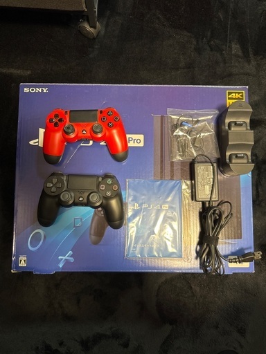 ⭐︎SONY PS4Pro 1TB CHU-7000B コントローラー2個 充電スタンド付⭐︎