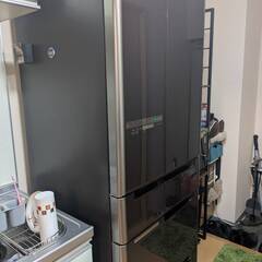 【急募】ハイグレード家具・家電5点一括セット！日立517L冷蔵庫・洗濯機・可動式ソファー・テーブルの画像