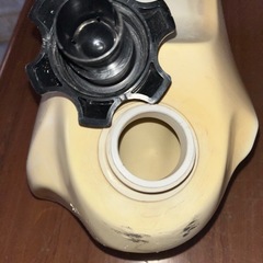 ホンダCR80ポリ製軽量燃料タンク！キャップ・コック付きCRM50やCRM80にも！大阪より検NSR50TZR50の画像