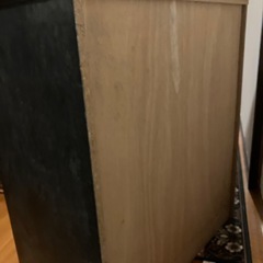 5段の洋服ダンスの画像