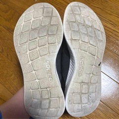 adidas ブラック/オレンジ スニーカーの画像