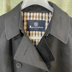 Aquascutum トレンチコート 黒 レディース　アクアスキュータム　コートサイズM  ブラック トレンチコート イングランドの画像
