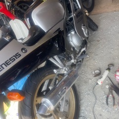 YAMAHA FZR250 3HX(EXUP搭載初期型) 1988年式の画像