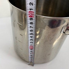 ステンレス製寸胴鍋 直径21cm（蓋あり）の画像