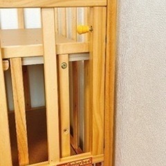 ベビーベッドの画像