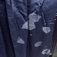 濃いグレー着物の画像