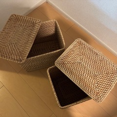 無印良品　ラタンバスケット 2個セット（フタ付き）の画像