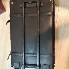 ブラックレザー キャリーケースの画像