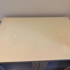 ニトリ　ガラスキャビネットの画像