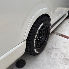 タイヤのみ　ハイエース　の画像
