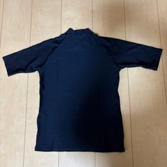 ラッシュガード半袖の画像