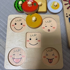 知育　型はめ　パズル　おもちゃ　ボーネルンド　木製の画像