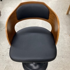 今2602-015 カウンターチェア ① 回転式 キズ汚れ有りの画像