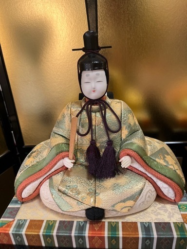 小ぶりな雛人形のセット