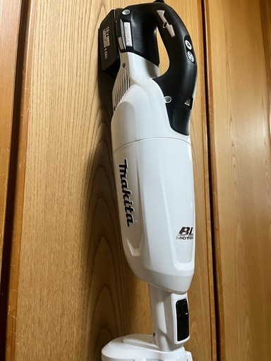 【フルセット】マキタ 18V 充電式クリーナ CL281FDZCW サイクロン付｜純正バッテリー＆充電器｜美品
