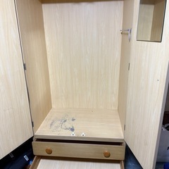 洋服ダンスの画像