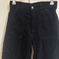 リーバイス［コーデュロイパンツ】140センチ参考身長の画像