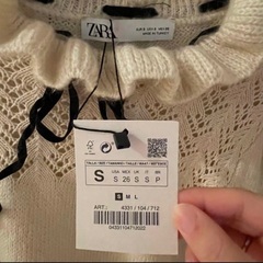 ZARA 新品　リボ付きニットセーター　アイボリー　レース編み　ベロア　リボンの画像