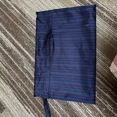 着物 雨よけ 裾よけ 袋付き 地模様 ストライプ 縞柄 紺色の画像