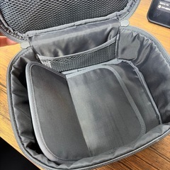 メイクポーチの画像