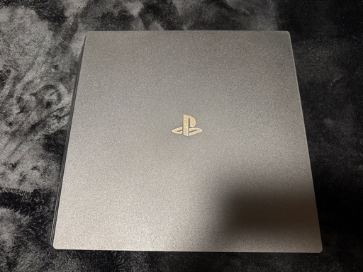 ⭐︎SONY PS4Pro 1TB CHU-7000B コントローラー2個 充電スタンド付⭐︎