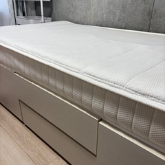 ニトリ　シングルベッドフレーム•マットレスの画像