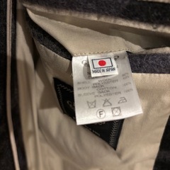 【2/2 19:00〜22:00引取りに来てくださる方限定無料】 PAZZO 迷彩柄 テーラードジャケットの画像