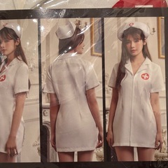 【2/2 19:00〜22:00引取りに来てくださる方限定無料】 Fealuxy ナース服 Mサイズの画像