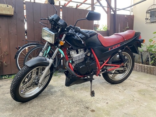 お話中 CBX125F