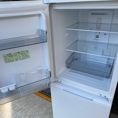 【高年式】Sharp 2025年製 152L 単身用 冷蔵庫の画像