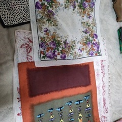 ブランド大判ハンカチ/ミニスカーフ6点まとめ売りの画像