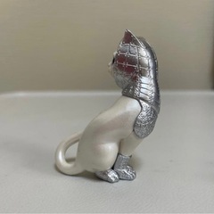 ヤノベケンジ SHIP’SCAT ガチャ　※台座に不具合の画像