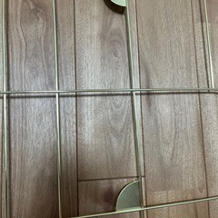 【IKEA】KORSMON/コルスモン メモボード クリップなし ゴールドカラーの画像